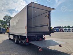 Volvo FM 460 full air - VEB - Zepro lift