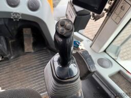 LIEBHERR L566 XPower Radlader 27,5 Ton *11.900 h *Waage