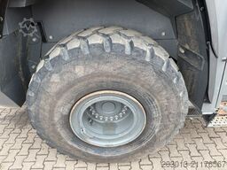 LIEBHERR L566 XPower Radlader 27,5 Ton *11.900 h *Waage