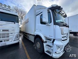 Mercedes-Benz Antos 1830 4x2 Box Truck w/ full side opening.