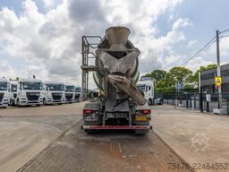 VOLVO FM 370 - LIEBHERR 10m3