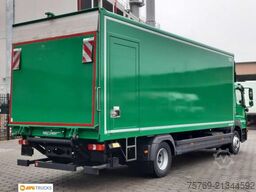 MERCEDES-BENZ 1524 L Koffer 7,35 m mit Tür + LBW 2t