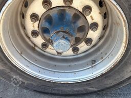 Renders ROC12.27N (DRUM BRAKES / FREINS TAMBOURS / REMO...
