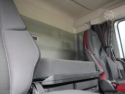 Volvo FH 420 6X2 Adr tractor unit