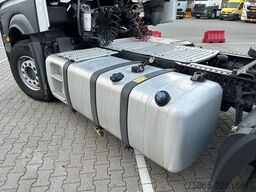 Mercedes-Benz Actros 1845 Gigaspace / Tacho V2 / 393 dkm / Bl...