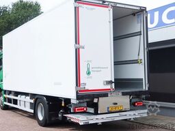 Mercedes-Benz Actros 2136 L Koel/Vries + klep PHARMA Thermoki...