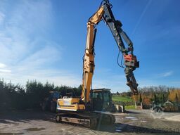 Hyundai HX330L with demolition boom, standard boom & shear