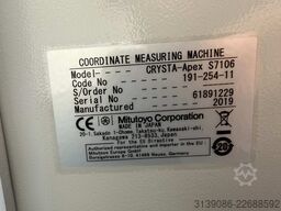 Mitutoyo CRYSTA-Apex S7106