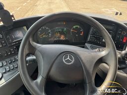 MERCEDES-BENZ Tourismo, 64 Seats