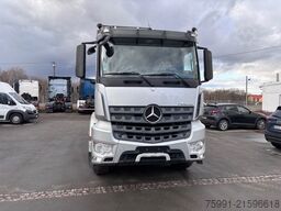 MERCEDES-BENZ Arocs 4   6x4 Dreiseitenkipper mit Ladekran