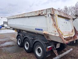 SCHMITZ CARGOBULL SKI 24 7,5 verstärkte Ausführung