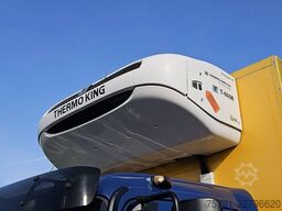 MERCEDES-BENZ ATEGO 1223 FRC 12-28 LIFT A/C