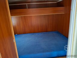 MERCEDES-BENZ LP 813