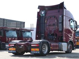VOLVO FH 460 Globetrotter 2-Tanks Euro 6