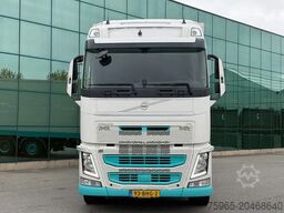 VOLVO FH 420 6X2 GLOBETROTTER HEIWO BOX 875 x 250 x 27