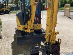 Komatsu PC38MR-5
