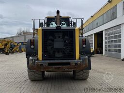 Komatsu WA470-7