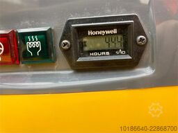 Komatsu PC09-1HAM