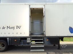 Floor 2- Flower Sales Trailer 2-Axle Flower Sales Tra...