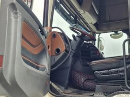 DAF XF 530 SuperSpaceCab 6x2*4 - Chassis 740 cm - L...