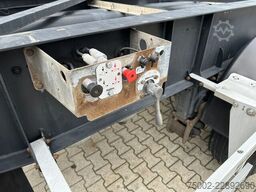 Van Hool 3B2013 20FT ADR CHASSIS / empty weight 3.300kg ...