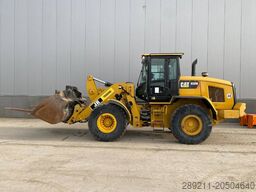 CAT 938 M (Bucket + Forks)