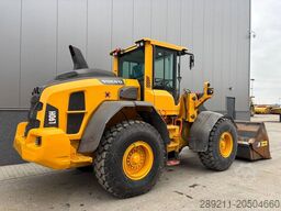 Volvo L 90 H (High tip + New tires)