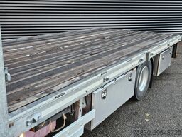 MAN TGL 12.220 / HIAB CRANE / MACHINE TRANSPORT