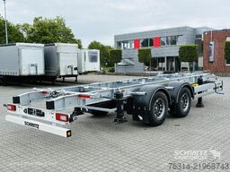 Schmitz Cargobull Zentralachsanhänger Wechselfahrgestell Maxiausführ