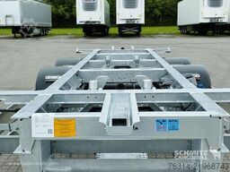 Schmitz Cargobull Zentralachsanhänger Wechselfahrgestell Maxiausführ