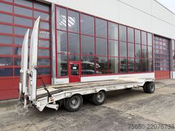 Müller Mitteltal T3  3 Achs Tiefladeranhänger