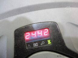 TOYOTA SPE200D