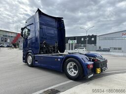 SCANIA 590 S Super Full-Air 4+2 NEW