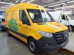 Mercedes-Benz eSprinter 312 DHL Regal KEP-Ausbau