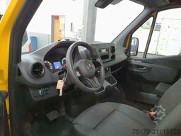 Mercedes-Benz eSprinter 312 DHL Regal KEP-Ausbau