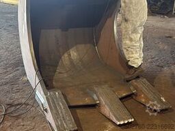 Liebherr R950 Quarry Apuania Bucket