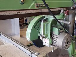 DeWalt Radialarmkreissäge 300 mm Sägeblatt / 900 mm