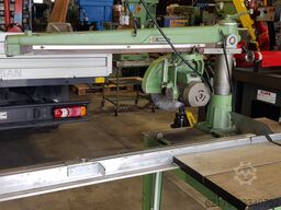 DeWalt Radialarmkreissäge 300 mm Sägeblatt / 900 mm