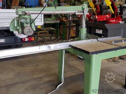 DeWalt Radialarmkreissäge 300 mm Sägeblatt / 900 mm
