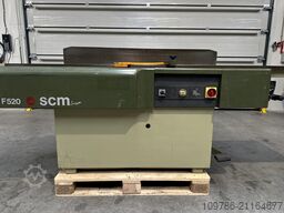SCM F520