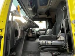 MAN TG-S 26.440 6x4 Abrollkipper mit Kran Funk 4xhyd