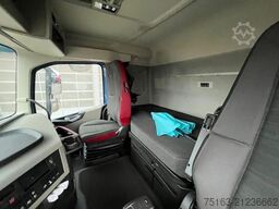 VOLVO FH FH13 500 4-Achs Kipper Bordmatik