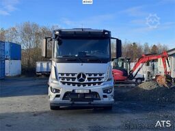 Mercedes-Benz Arocs 2543 6x2 Hook Truck. 3600 km!!