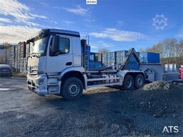 Mercedes-Benz Arocs 2543 6x2 Hook Truck. 3600 km!!