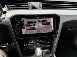 VW Passat Variant Alltrack 4Motion 2.0 TDI HeadUP