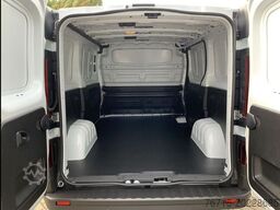 RENAULT Trafic KOMFORT L1H1 3,0t dCi 150 EDC RFK + PDC