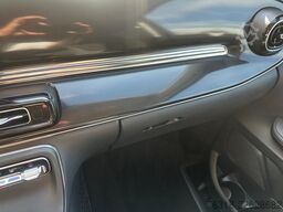 Mercedes-Benz EQV 300 Lang 7Sitzer Distr Multibeam ServiceFrei
