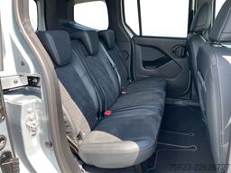 Mercedes-Benz T 180 d PROGRESSIVE  LEd Kamera MBUX