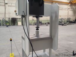 Durendus Montagepresse 100 Tonnen