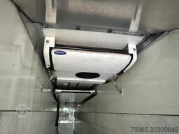  Gray & Adams and CITY TRAILER CARRIER VECTOR 185